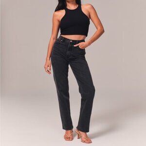 Abercrombie & Fitch 2021 Ultra High Rise 90s Straight Jean Size 28x30 Black Wash
